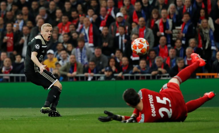 Potential consequences of Arsenal signing Donny van de Beek