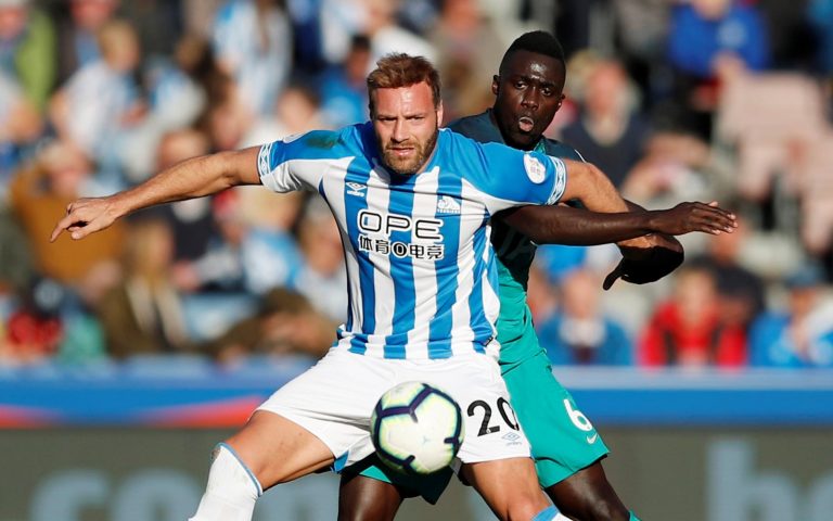 Huddersfield Town: Siewert must cut ties with Laurent Depoitre