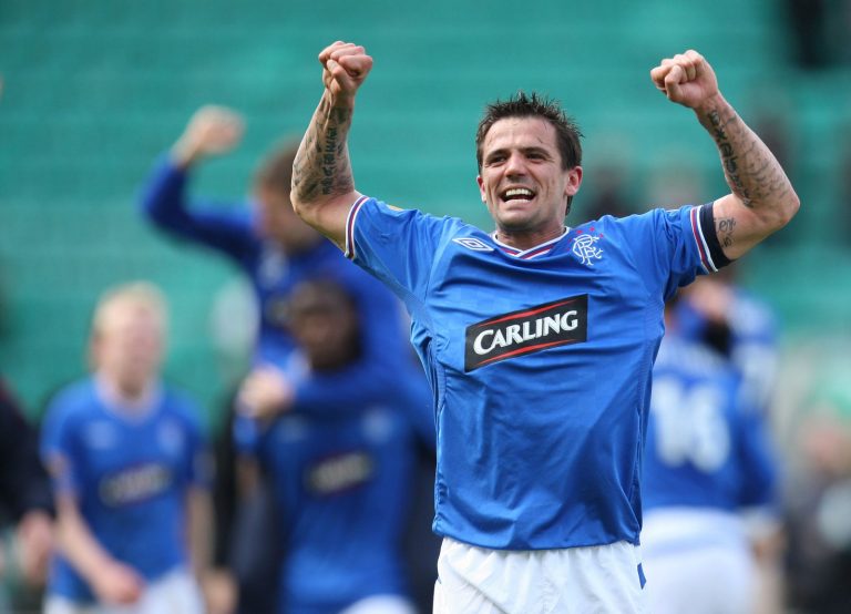 Nacho Novo has told Alfredo Morelos to stay at Rangers