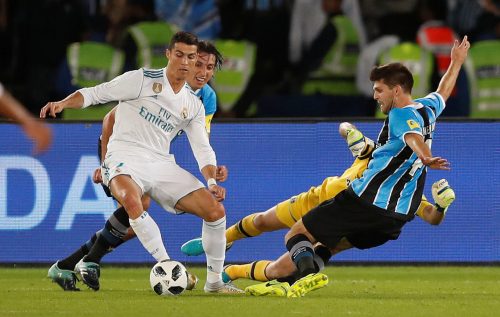 Arsenal: Gunners must be serious when looking for a new defender, not risky