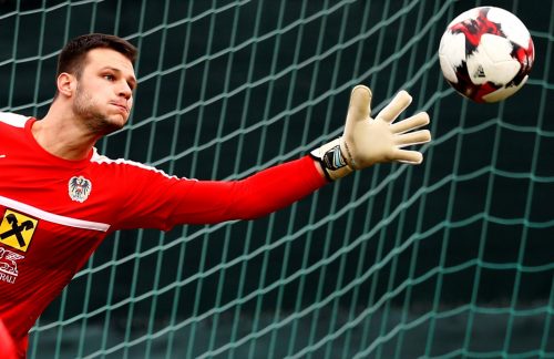 Rangers: Keeper should not be so quick to dismiss Ibrox approach