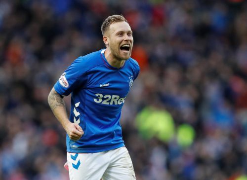 Rangers: Fans react to Scott Arfield message on Twitter