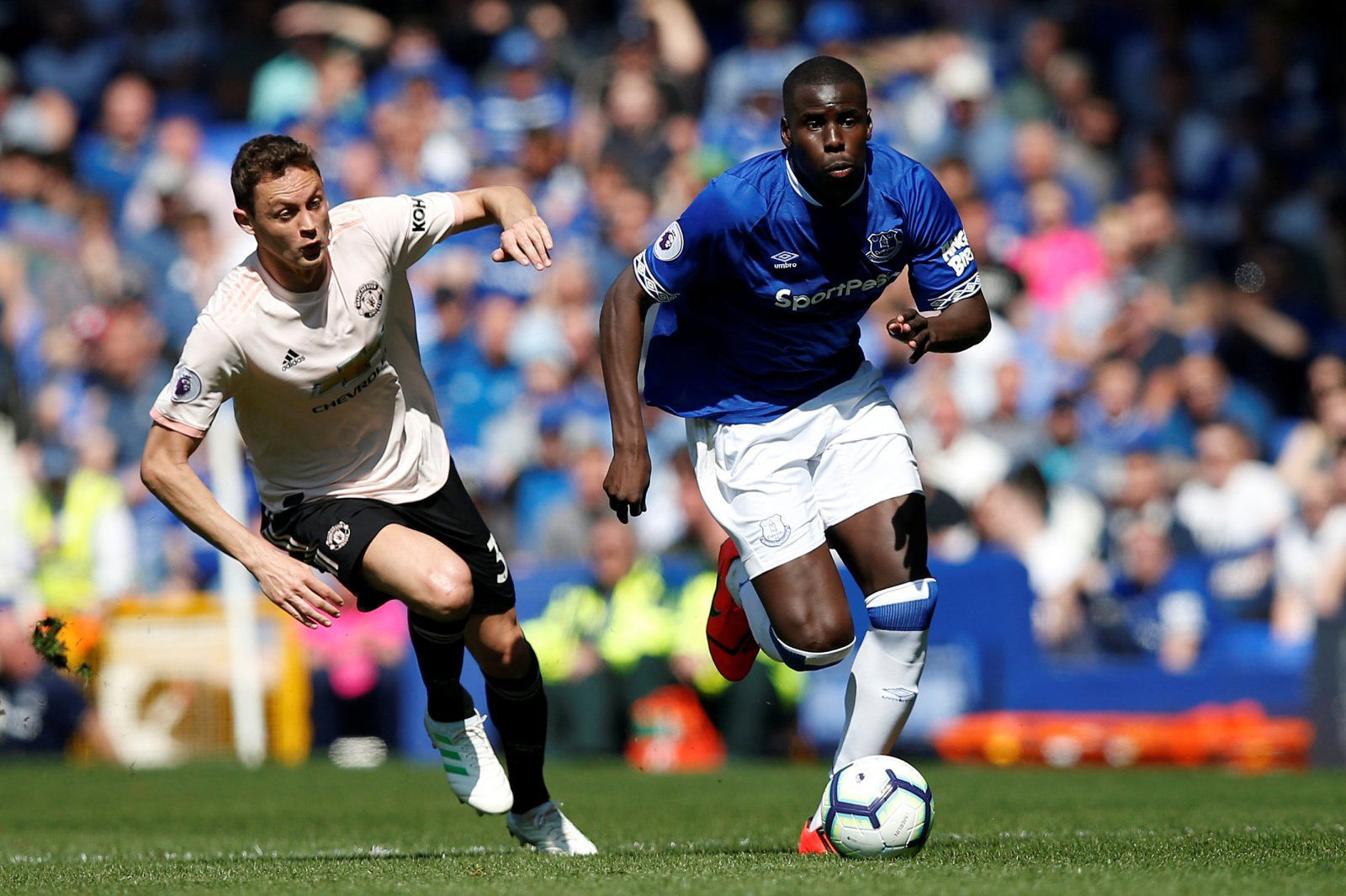 Everton make Kurt Zouma a priority this summer - Everton