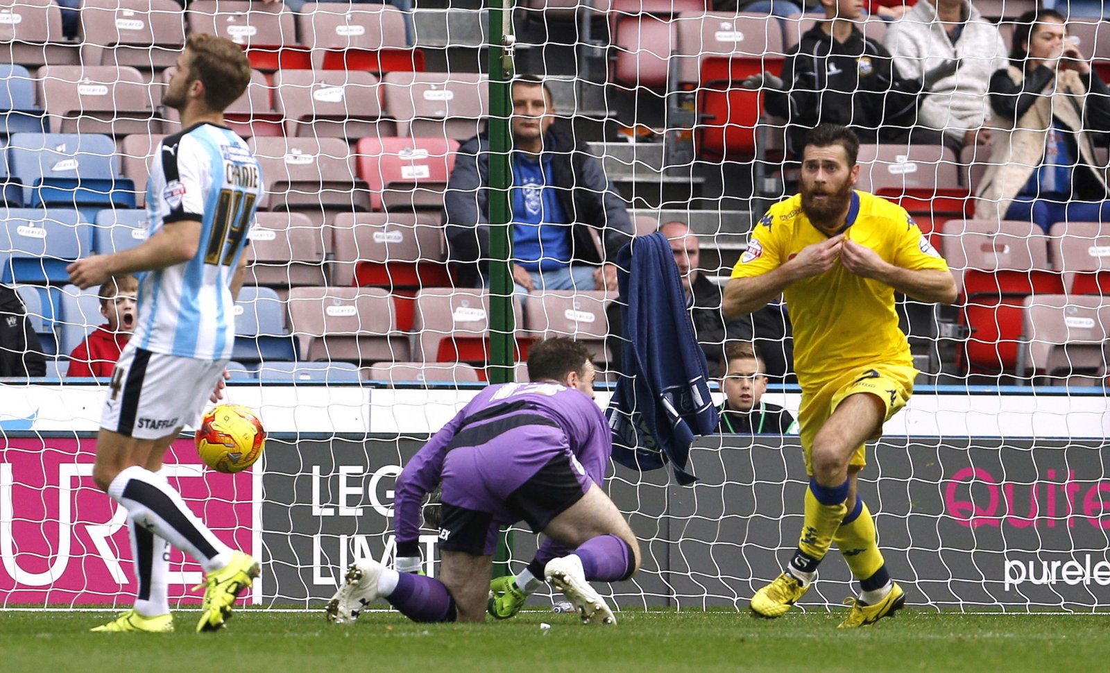 Leeds United: Fans loved Mirco Antenucci’s goal - Leeds United
