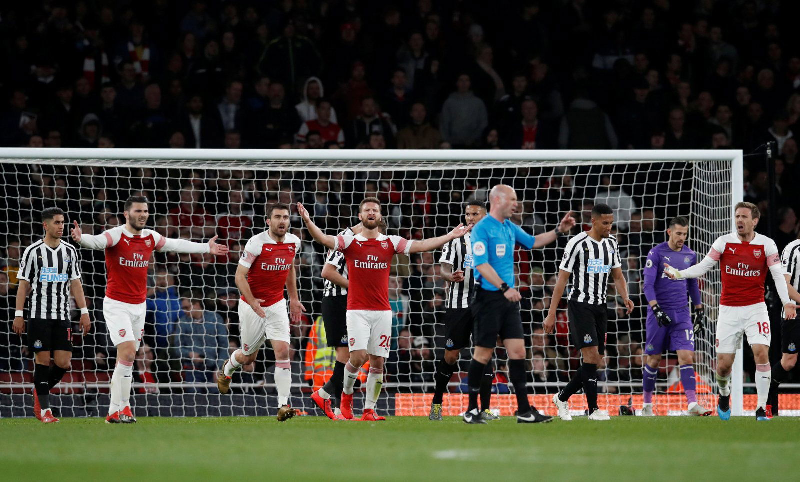 Arsenal: This summer will be a fail if Shkodran Mustafi isn’t sold