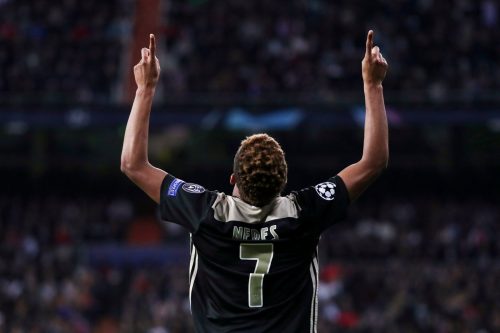 Arsenal hold talks with David Neres