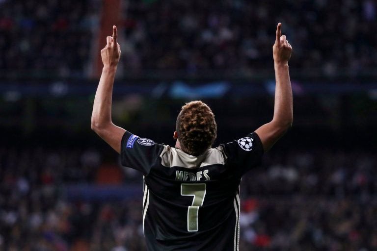 Everton: David Neres signing would make up for Walcott failure