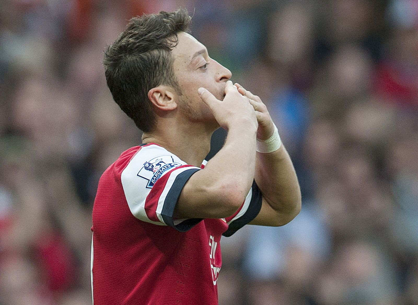 Arsenal: Mesut Ozil could return to squad for Premier League match against Aston Villa - Arsenal News