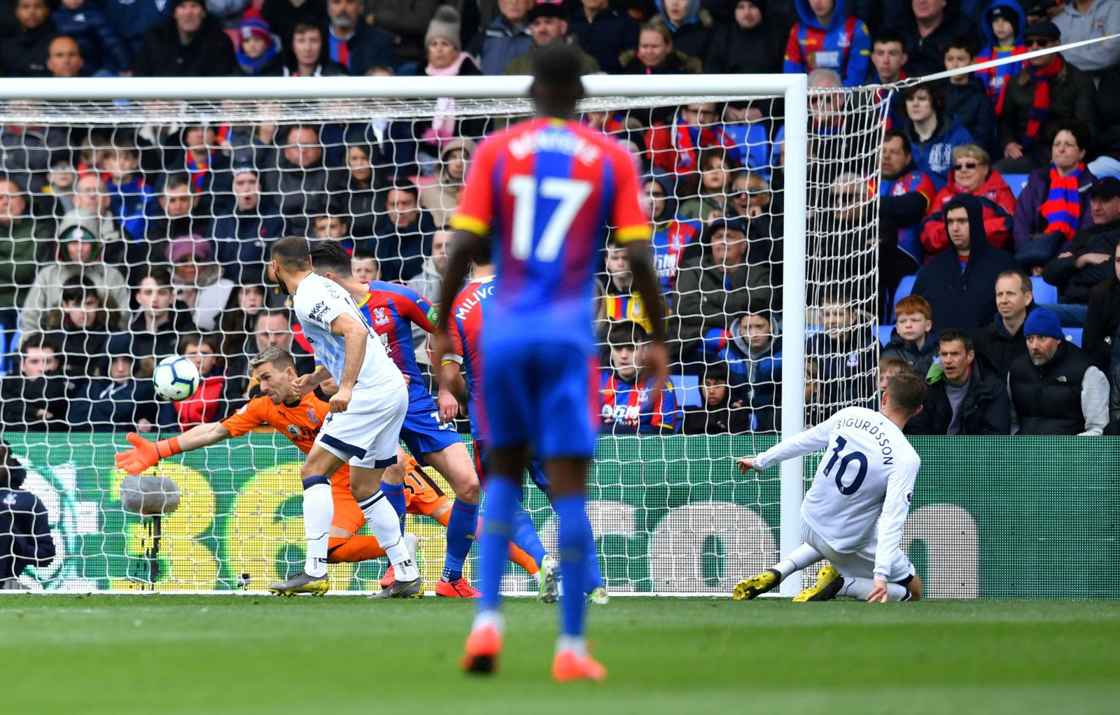 Crystal Palace: Commendable Vicente Guaita can be trusted in the long-term - Crystal Palace