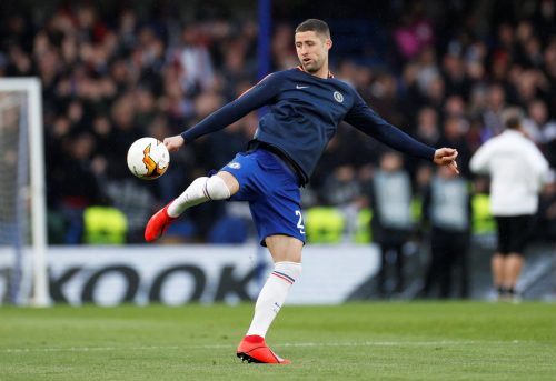 Crystal Palace: Fans spur on Gary Cahill to haunt his old club