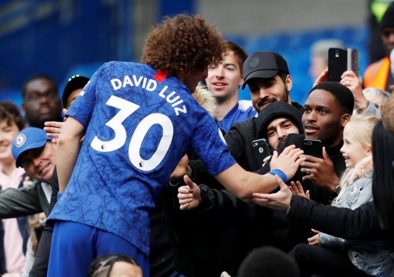 Chelsea: Roman Abramovich must tie up David Luiz extension ASAP