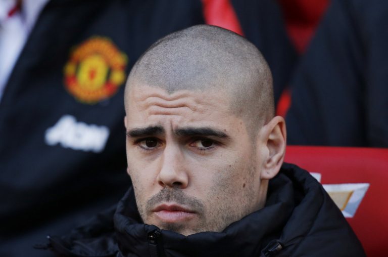 Shocker: Victor Valdes to Manchester United