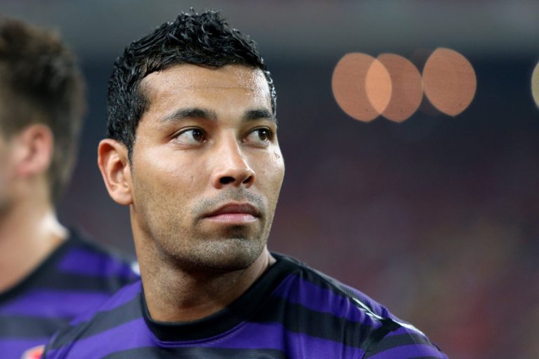 Shocker: Andre Santos to Arsenal