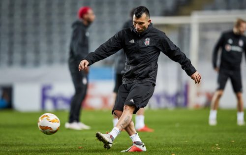 West Ham United: Gary Medel isn’t what Manuel Pellegrini needs