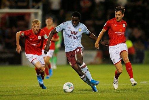 Aston Villa: Fans react to Keinan Davis loan interest