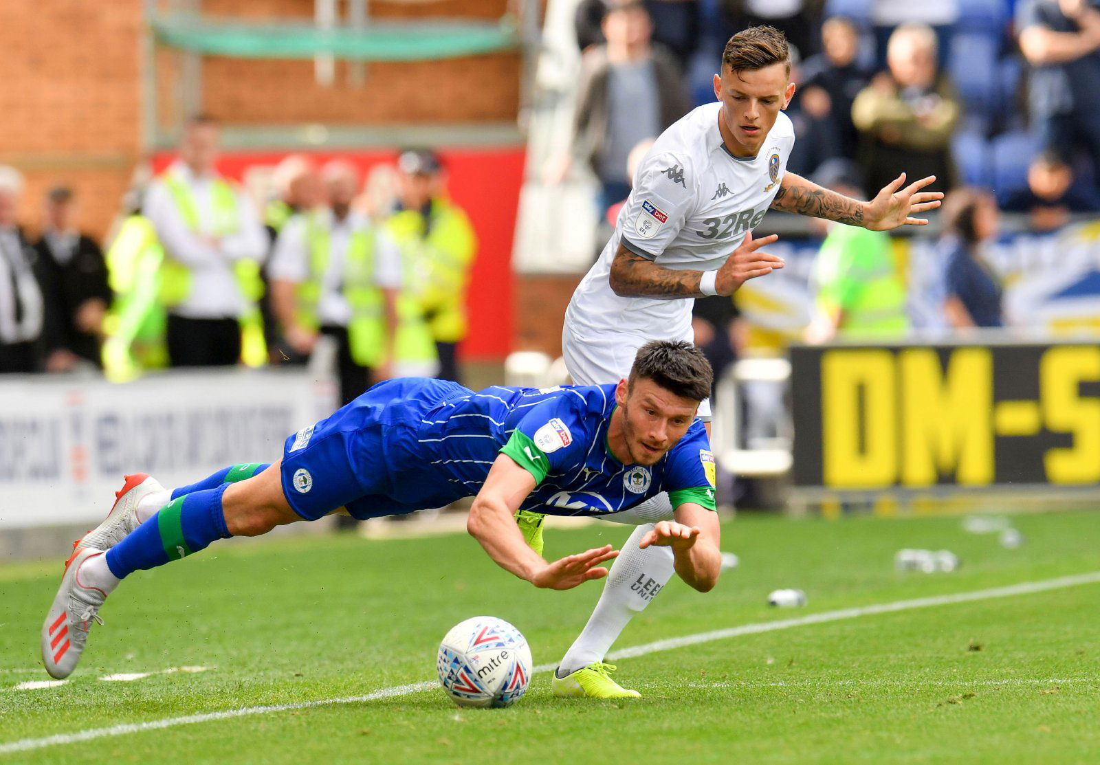 Leeds United Brighton And Hove Albion Rejected Permanent Clause In Ben White S Loan Deal The Transfer Tavern