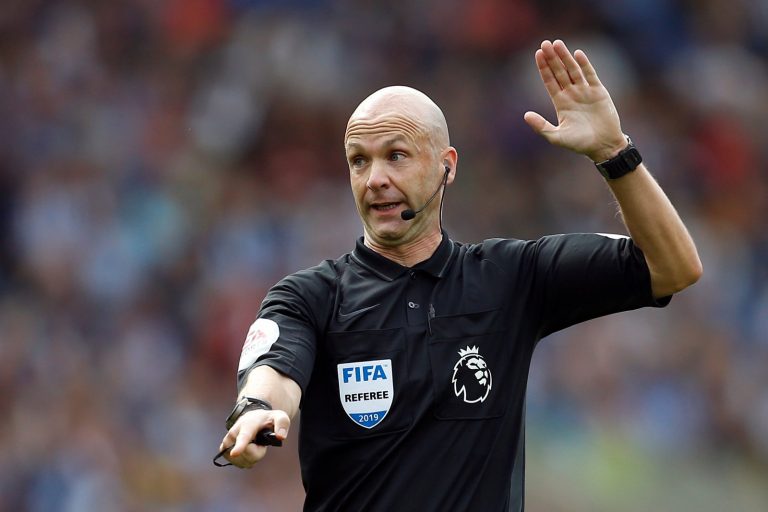 Leicester City: Fans slam Anthony Taylor