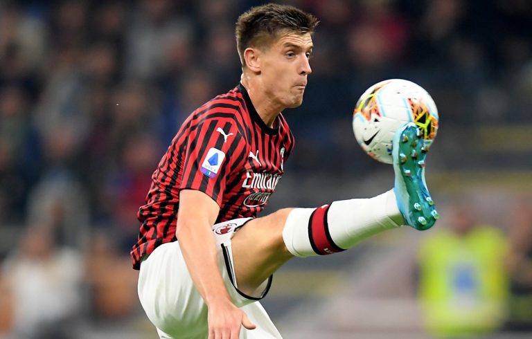 Transfer Scenarios: If AC Milan sell Krzysztof Piatek to Barcelona