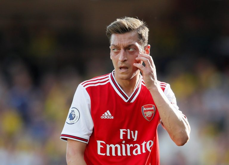 Arsenal: Fans slam Mesut Ozil as club have not discussed terminating his deal