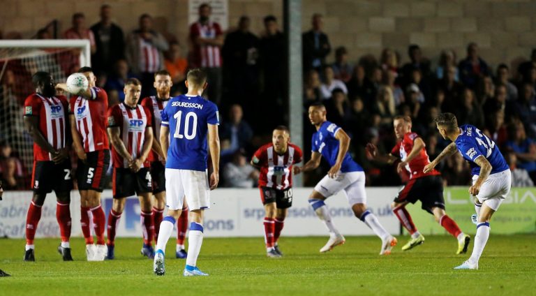 Everton: Fans react as Bernard, Digne, Iwobi and Richarlison nominated for award