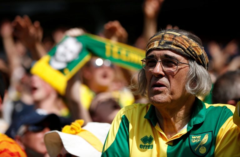 Norwich City: Fans show their undying faith in Todd Cantwell after Burnley defeat