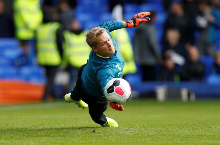 Everton: Fans deem Jonas Lossl not good enough to start vs Watford