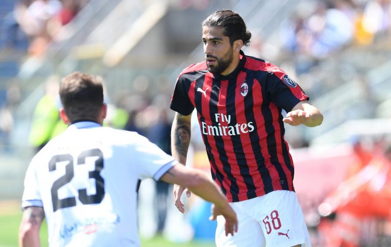 AC Milan's Ricardo Rodriguez in action with Parma's Marcello Gazzola