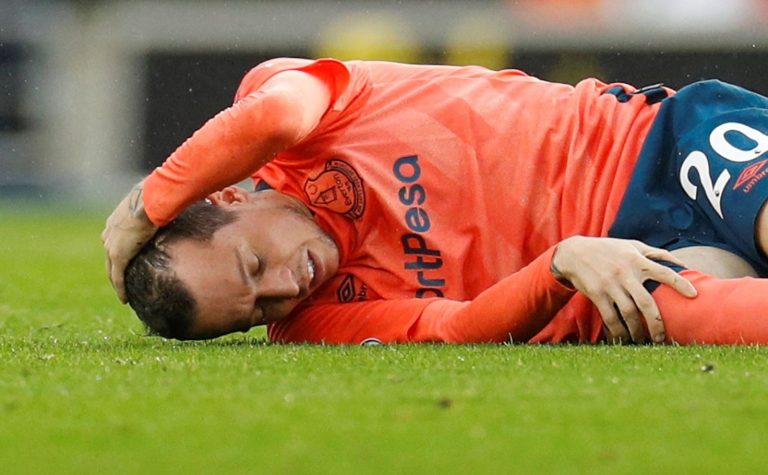 Everton: Fans reacted to blow for Bernard