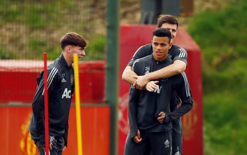 Manchester United: Fans beg Ole Gunnar Solskjaer to start James Garner in clash against Sheffield United