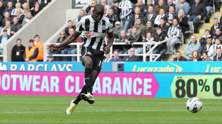 Newcastle United's Demba Ba scoring v Norwich City