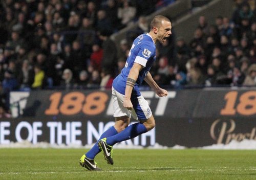 Everton: Fans wish John Heitinga a happy birthday and look back at 2013 Bolton goal