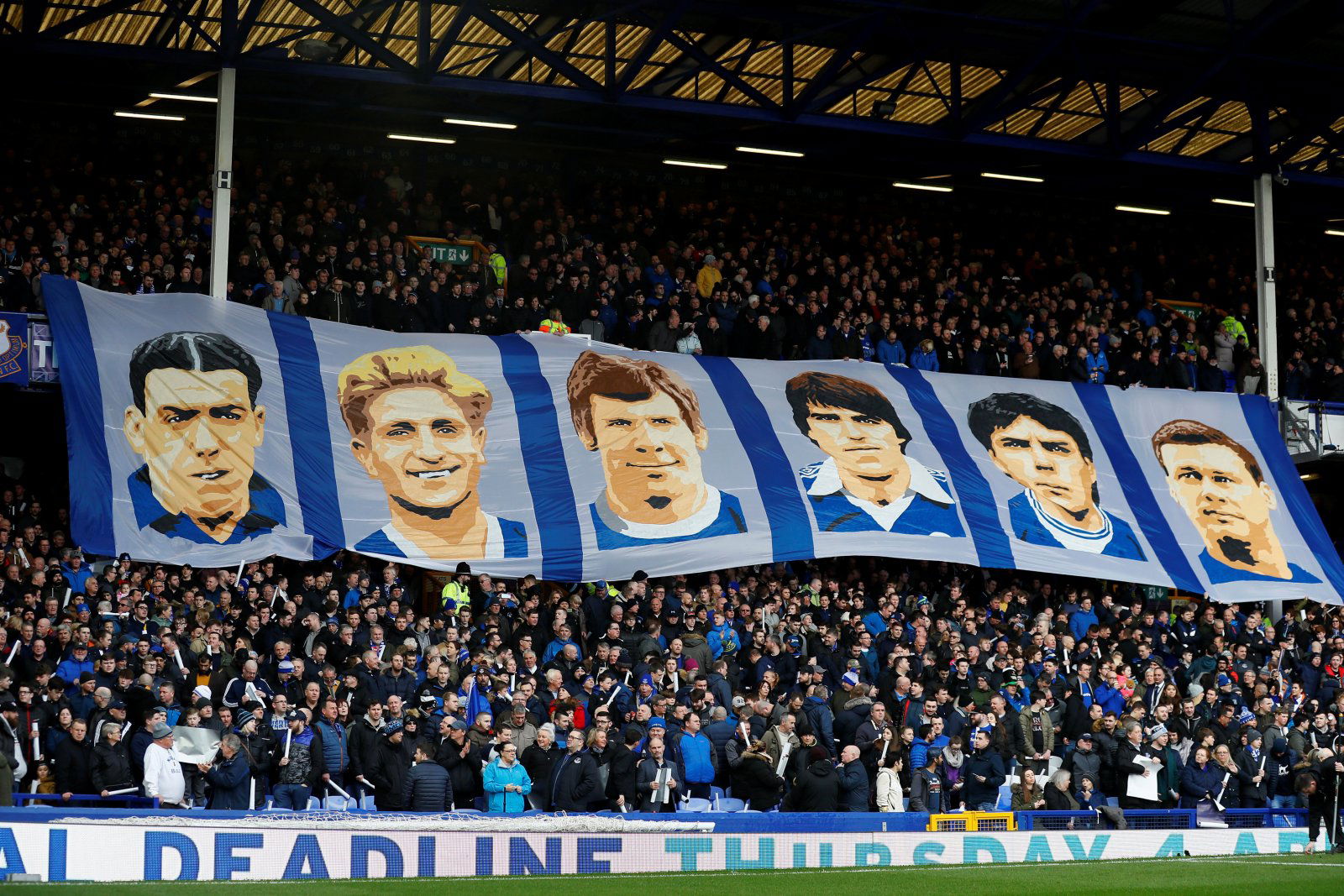 Everton: Fans pleased with the progression of Anthony Gordon - Everton