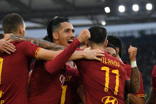 Manchester United: Fans drool over Chris Smalling’s performance for Roma against Brescia