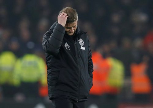 Manchester United: Fans furious after David Ornstein reveals club are not prioritising midfielders in January