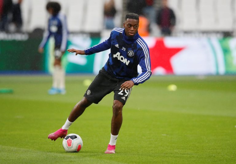 Manchester United: Red Devils fans gush over Aaron Wan-Bissaka’s statistic