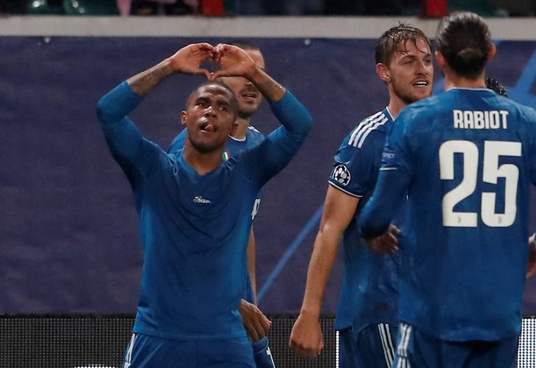 Chelsea: Juventus prepared to offer Douglas Costa in exchange for Jorginho