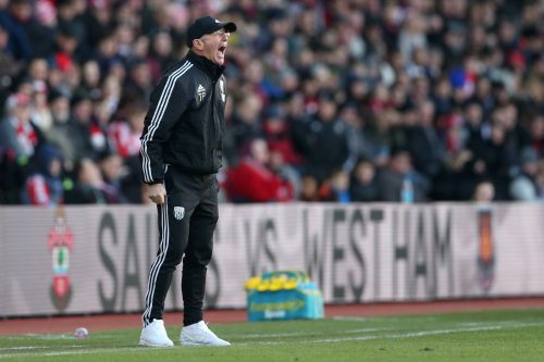 Southampton: Tony Pulis turns down Cardiff and waits for Saints call