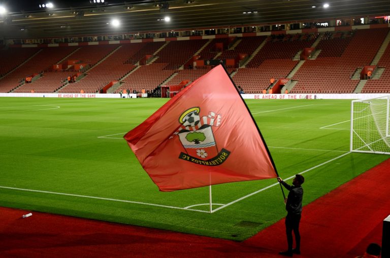 Southampton Loan Watch: Sims open to a return to the MLS, Reed struggles with discipline & Hesketh sees increased game-time with Lincoln