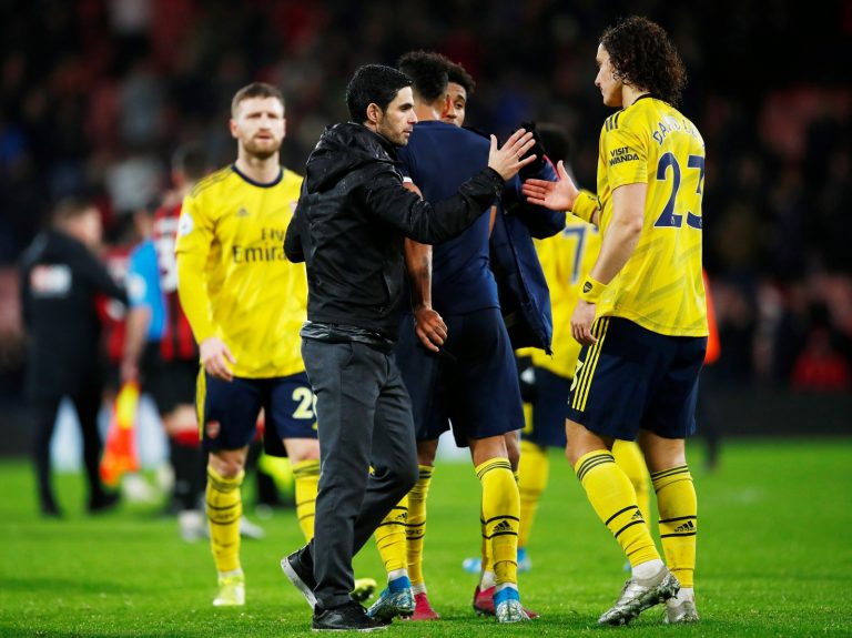 Arsenal: David Luiz signs new contract at the club