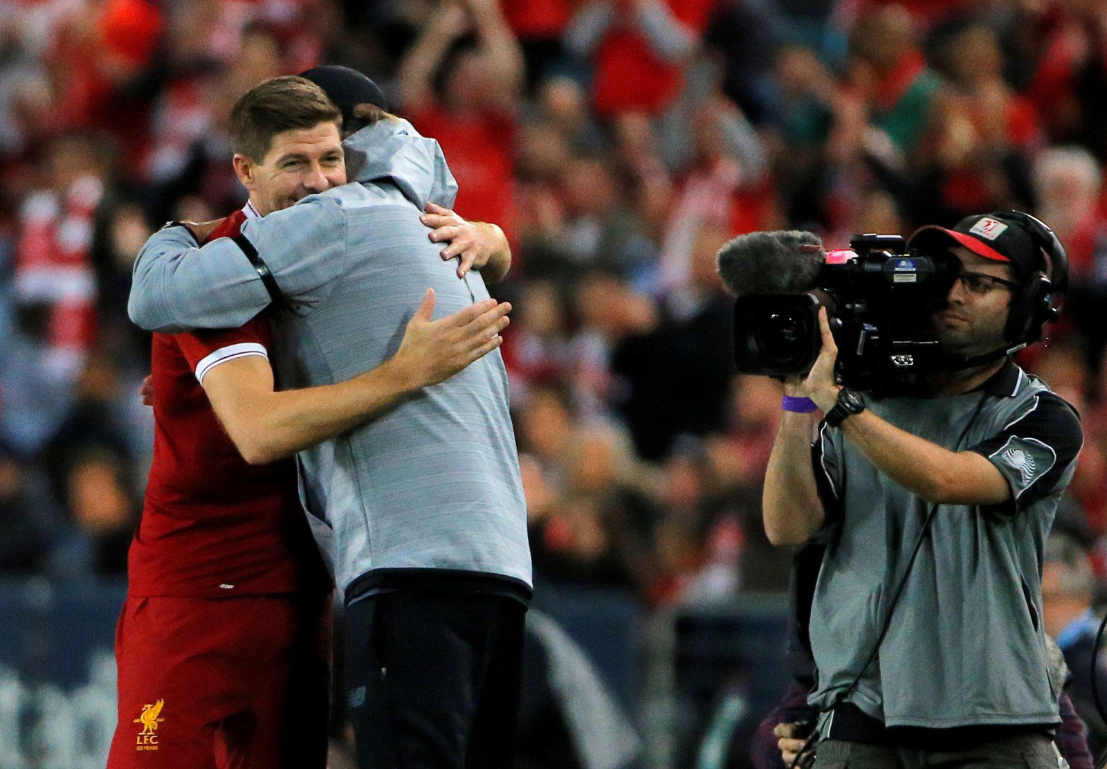 Liverpool: Fans react to report on talks with Steven Gerrard - Liverpool
