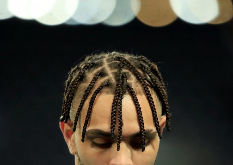 West Ham: Club interested in signing PSG defender Layvin Kurzawa