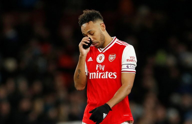 Arsenal: Fans make outrageous demands for Pierre-Emerick Aubameyang after Barcelona links