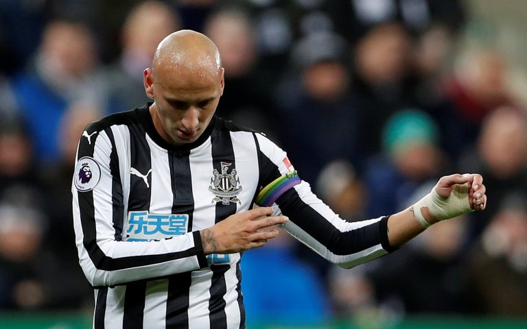 Newcastle United: Jonjo Shelvey should stay after takeover says Paul Robinson