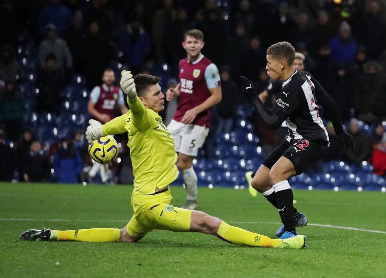 Newcastle United: Fans launch scathing attack on Dwight Gayle after Burnley defeat