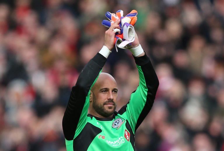 Aston Villa: Fans react to footage of Pepe Reina’s initiation performance