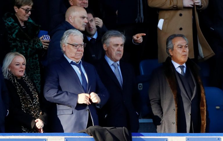 Everton: Fans attack Bernard, Walcott and Sigurdsson following Ancelotti frustration