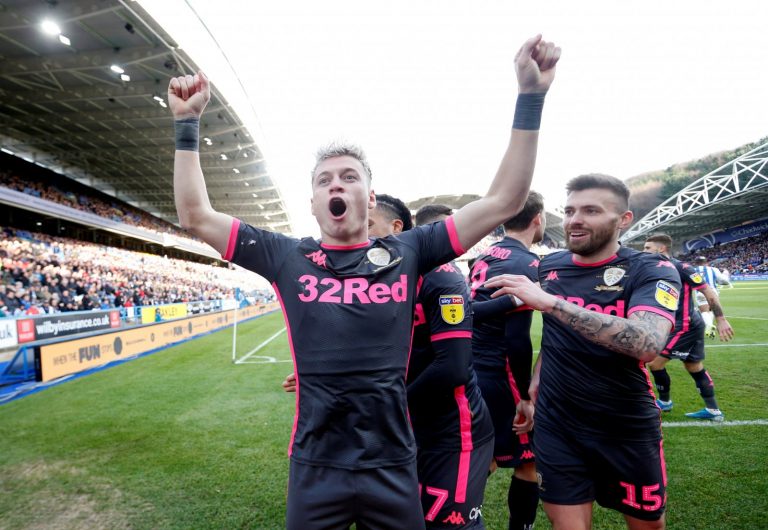 Leeds United: Whites fans react to funny clip of Ezgjan Alioski and Jack Harrison