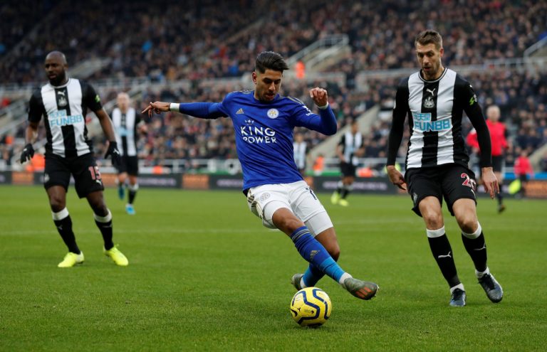 Newcastle United: Fans applaud Ayoze Perez following alleged reaction to booing