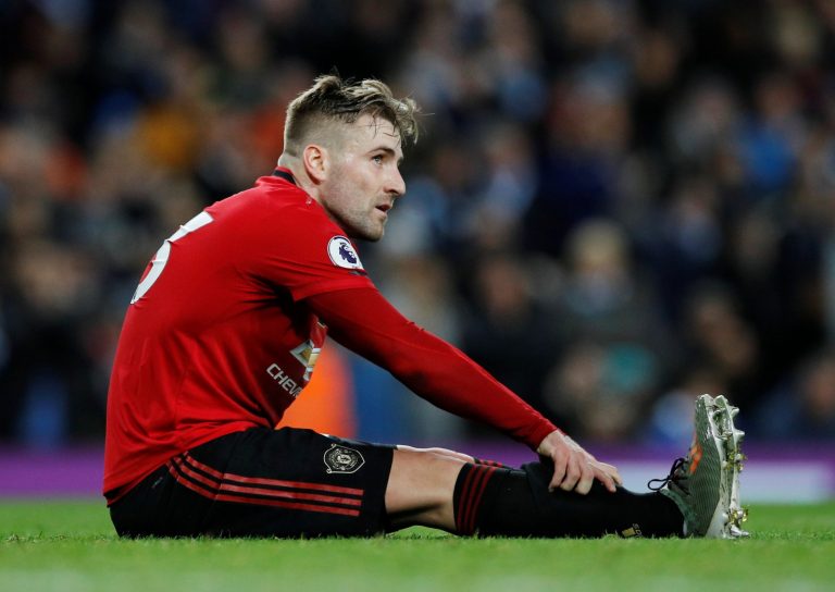 Manchester United: Fans praise Luke Shaw after Wolves performance