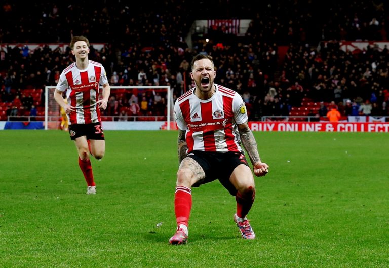 Sunderland: Chris Maguire offers firm message ahead of next season